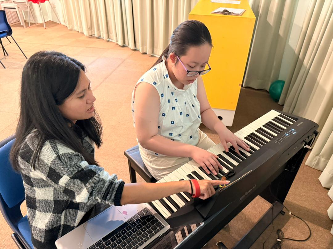 Keyboard lesson